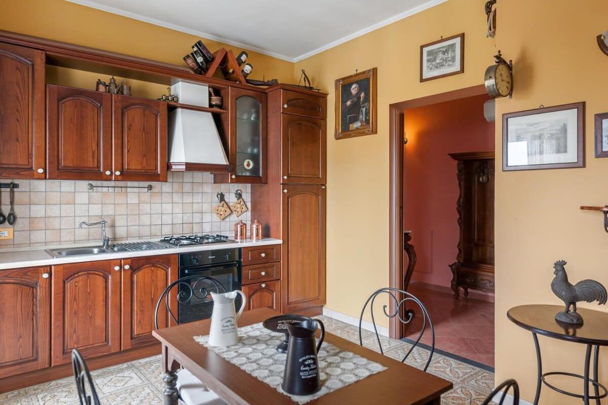 La Musica In The Heart Of Sorrento, 100 M From Station Apartment Luaran gambar